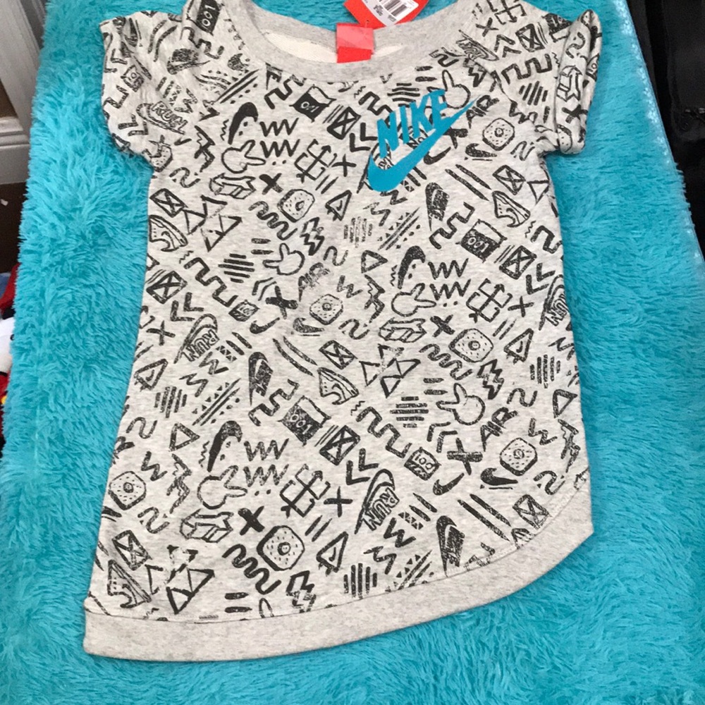 NIKE GIRLS TOP